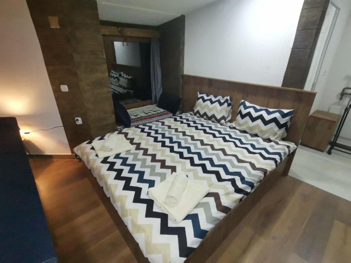 Villa Ana-Mavrovo Exteriör bild