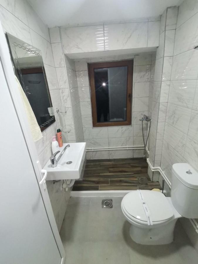 Villa Ana-Mavrovo Exteriör bild