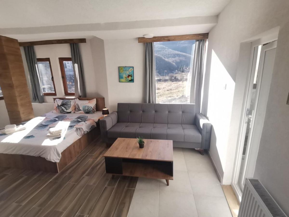 Villa Ana-Mavrovo Exteriör bild