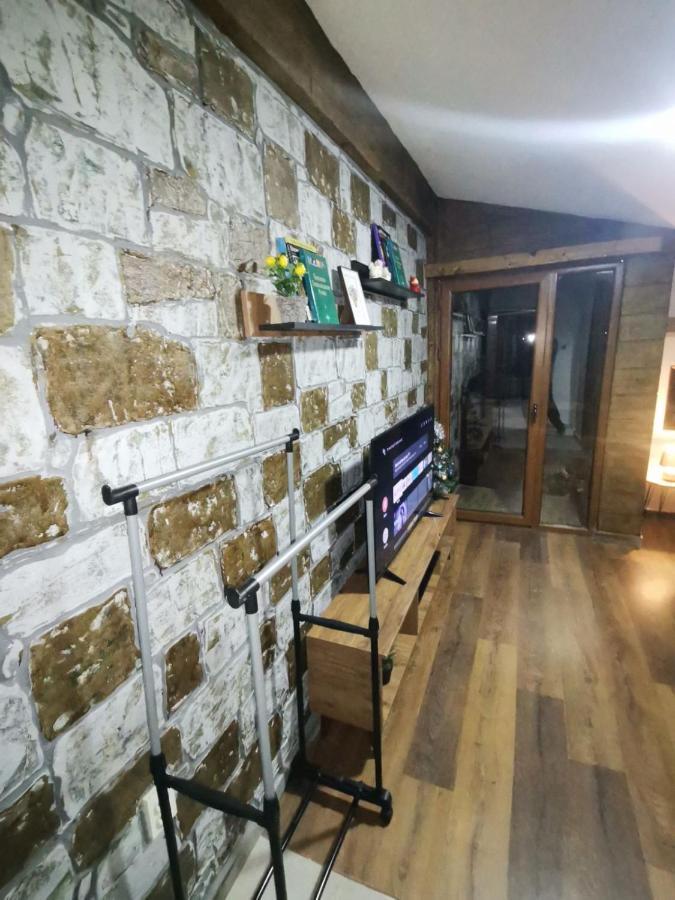 Villa Ana-Mavrovo Exteriör bild